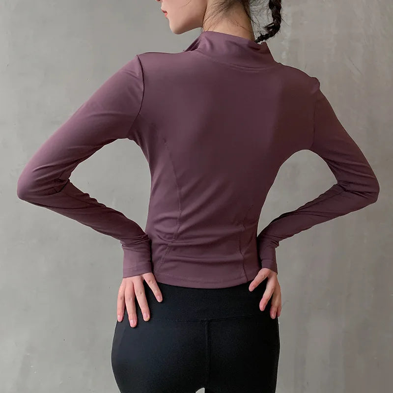 Stylish Women's Zip-Up Sports Jacket for Active Lifestyles