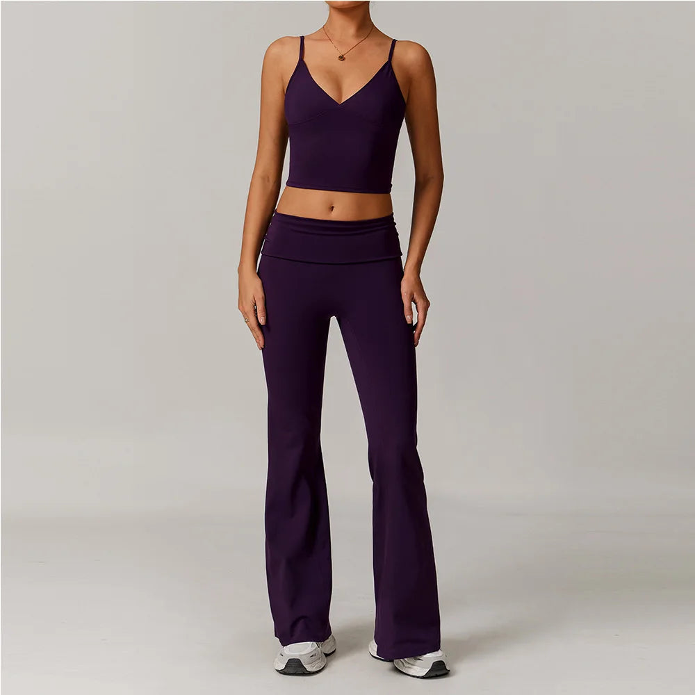 Trendy Women's Yoga Set: Sports Bra and High-Waisted Leggings Duo
