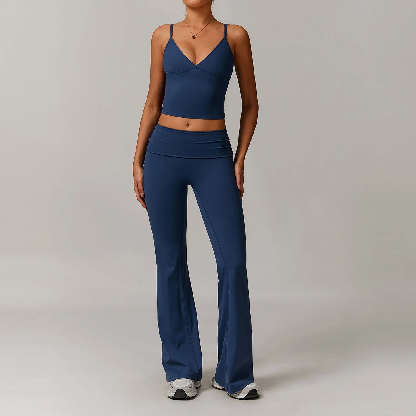 Trendy Women's Yoga Set: Sports Bra and High-Waisted Leggings Duo